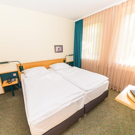 Akzent Parkhotel Trebbin Exterior photo