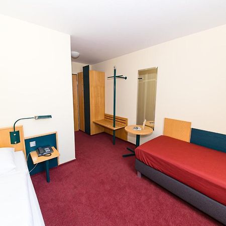 Akzent Parkhotel Trebbin Exterior photo